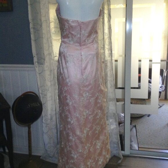 VINTAGE One off Sample Prom/Bridesmaid Dress; "12", Halter-style, Boho, Trending - Picture 4 of 6